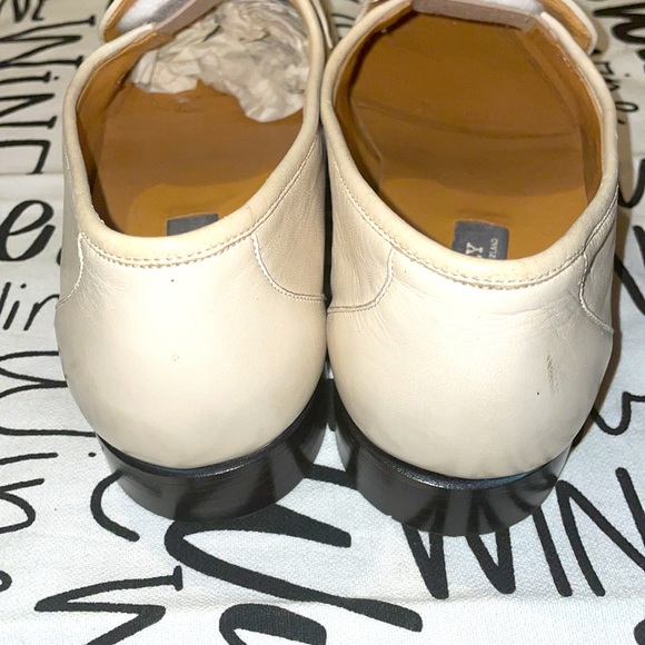 Bally - Picture 2 of 11